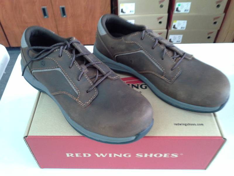 lot 216 image: Red Wing 6708  Size 9 D Mens Boots