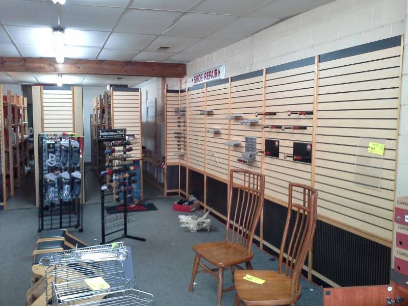 lot 152 image: Commercial Slat Wall with Display Baskets and Hardware