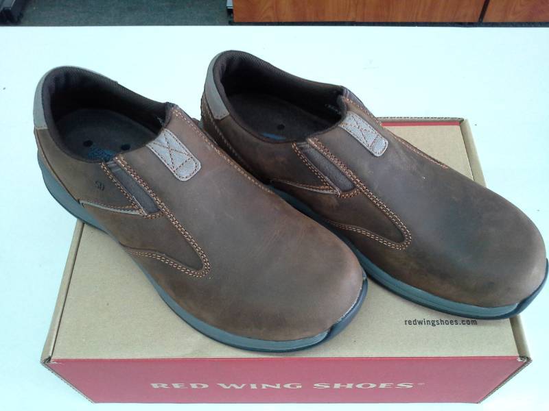 lot 244 image: Red Wing 8705  Size 9.5 D Mens Shoes