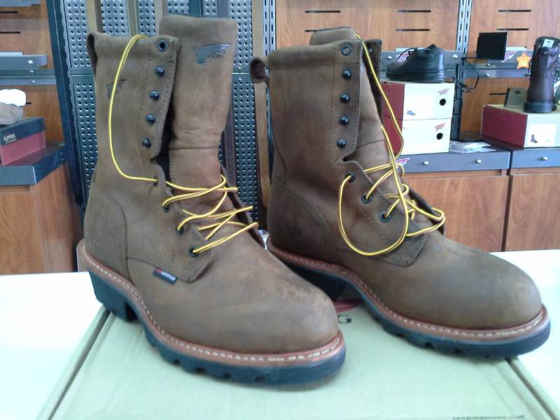 lot 251 image: Red Wing 4417  Size 10 E2 Mens Boots