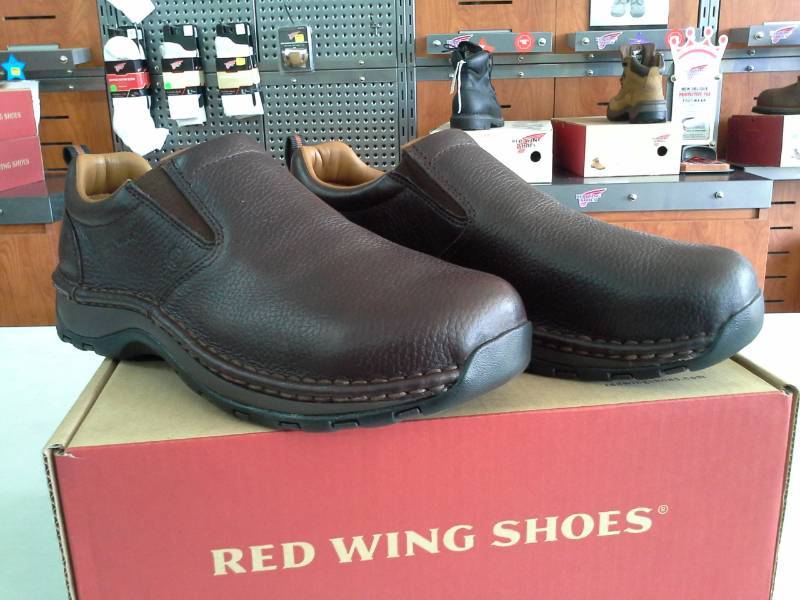 Red wing store 6702