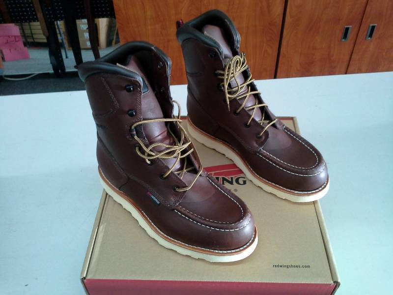 lot 299 image: Red Wing 411  Size 9 D Mens Boots