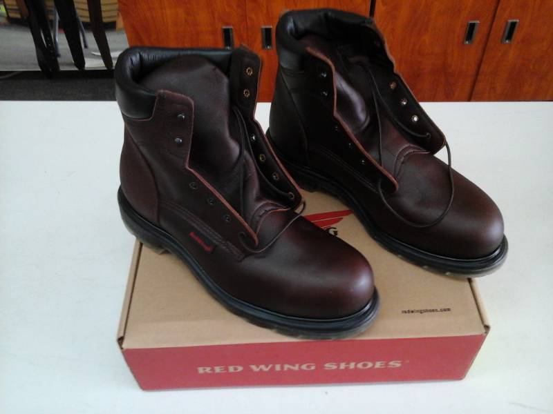 lot 428 image: Red Wing 2406  Size 13 EE Mens Boots