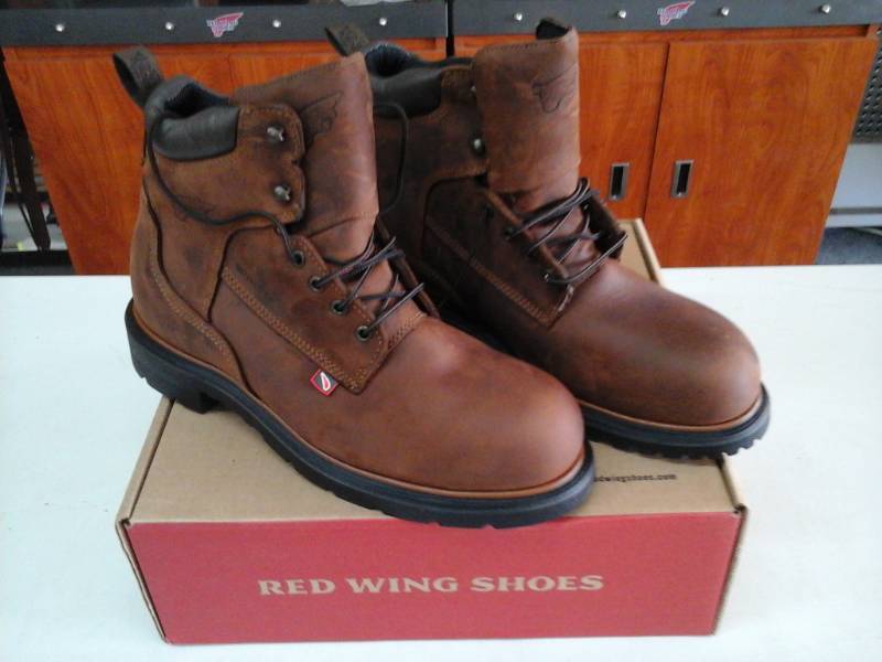 lot 445 image: Red Wing 4215  Size 11.5 D Mens Boots