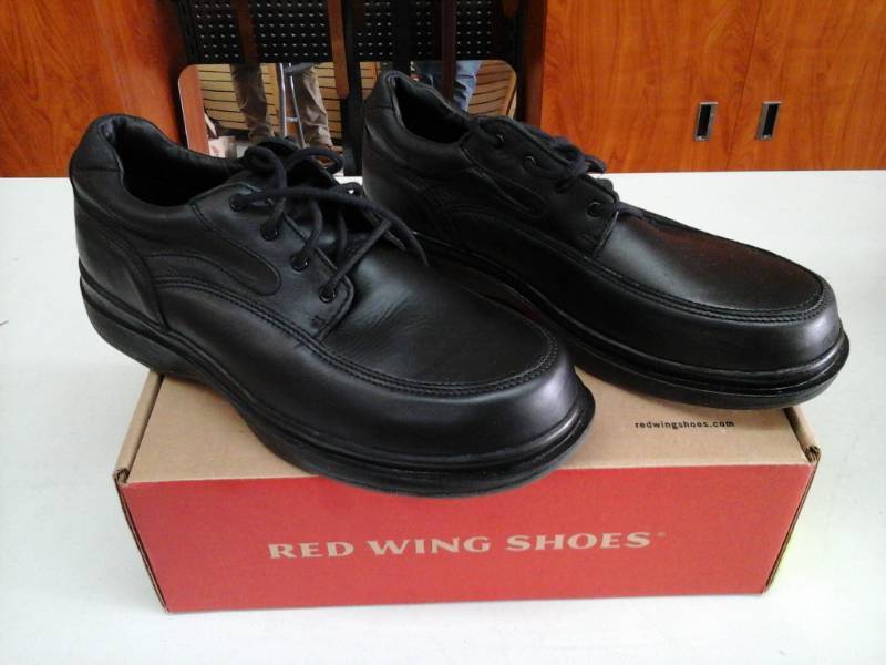 lot 319 image: Red Wing 8636  Size 12 E Mens Shoes