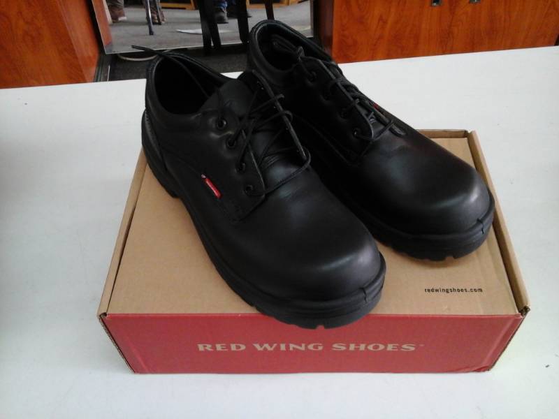 lot 341 image: Red Wing 133  Size 12 D Mens Shoes