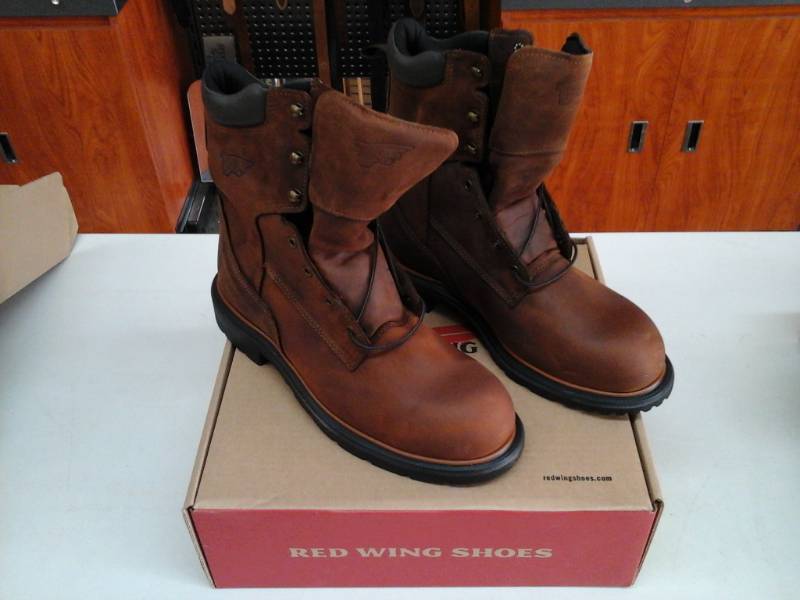 lot 356 image: Red Wing 4200  Size 11 D Mens Boots