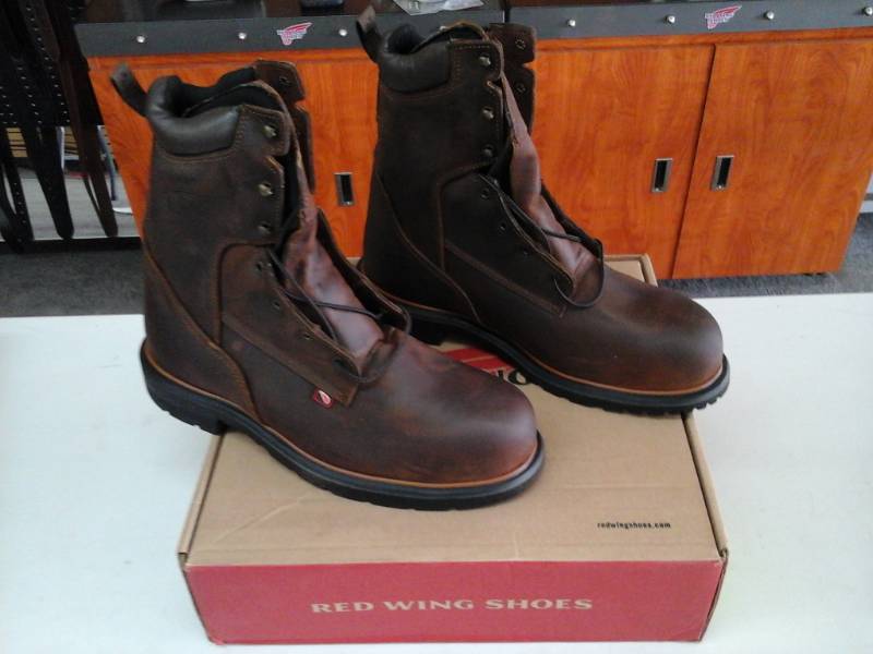 lot 375 image: Red Wing 4200  Size 13 EE Mens Boots