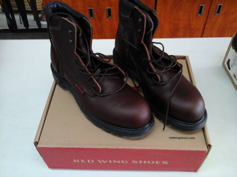 lot 386 image: Red Wing 2406  Size 10 D Mens Boots