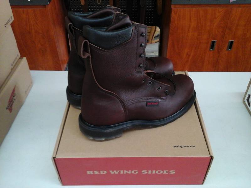 lot 398 image: Red Wing 2408  Size 11 EE Mens Boots