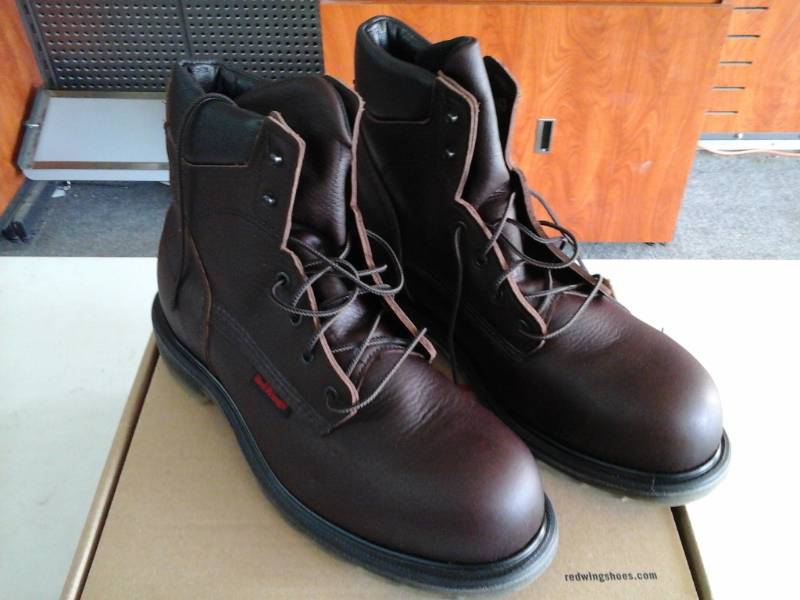 lot 404 image: Red Wing 2406  Size 12 EE Mens Boots