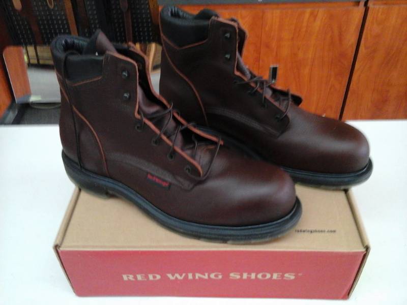 lot 407 image: Red Wing 2406  Size 14 D Mens Boots