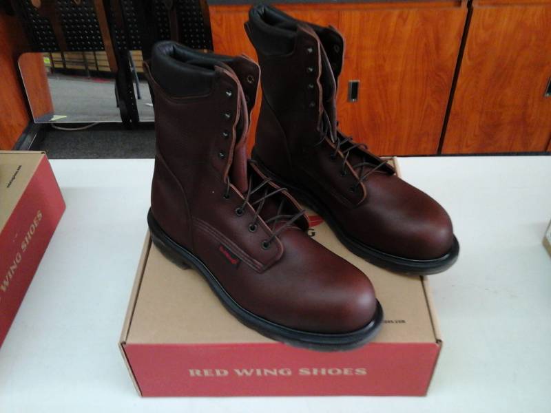 lot 415 image: Red Wing 2408  Size 12 EE Mens Boots