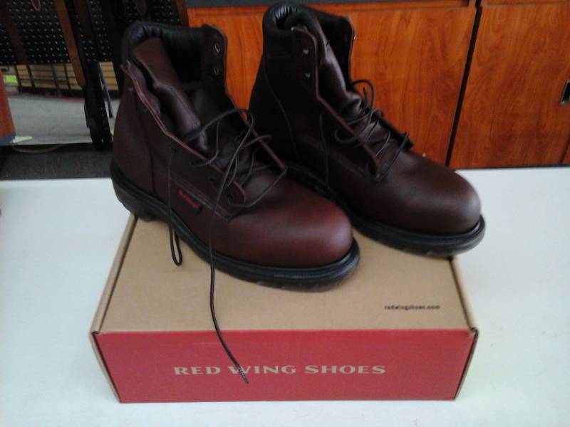 lot 422 image: Red Wing 2406  Size 10 EE Mens Boots