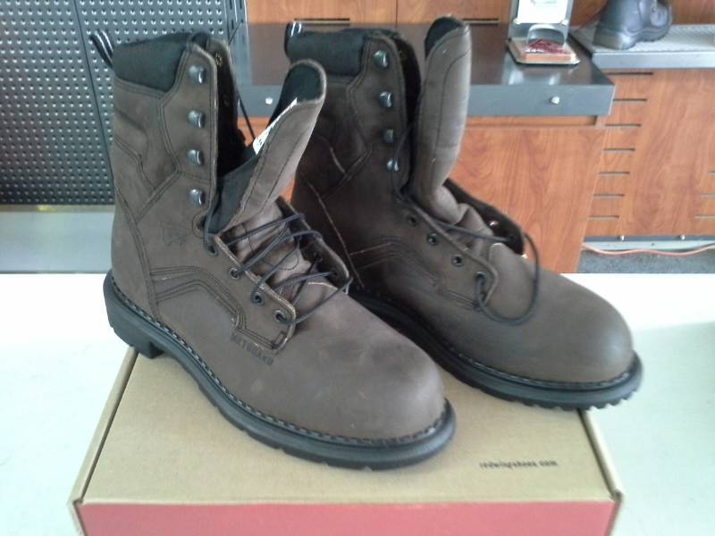 lot 461 image: Red Wing 4435  Size 11 D Mens Boots