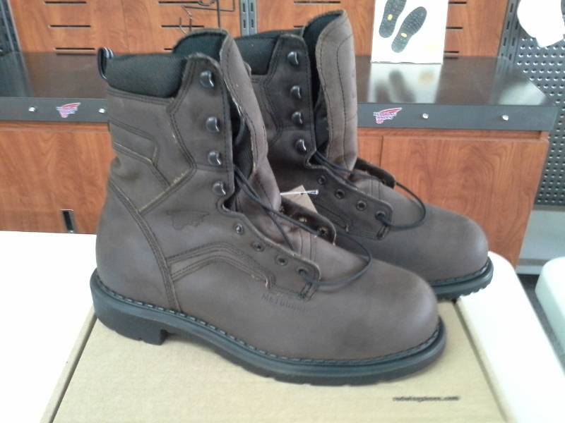 lot 466 image: Red Wing 4435  Size 10.5 EE Mens Boots