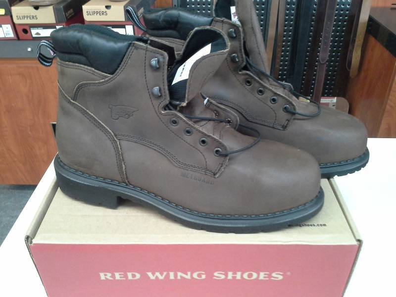 lot 469 image: Red Wing 4433  Size 14 D Mens Boots