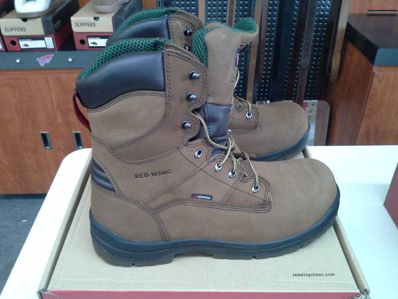 lot 498 image: Red Wing 2244  Size 13 D Mens Boots