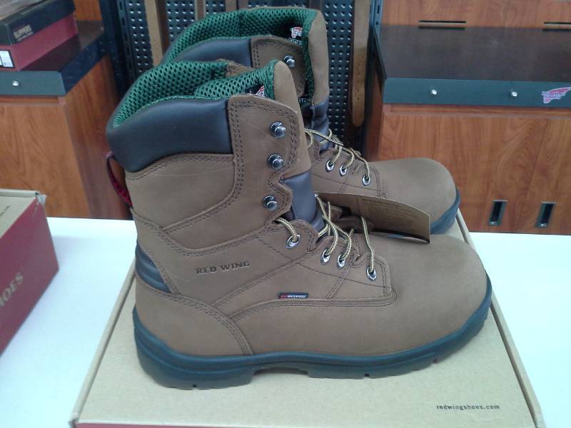 lot 499 image: Red Wing 2244  Size 12 D Mens Boots