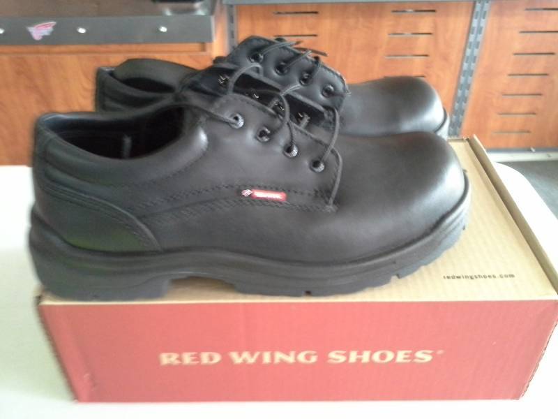 lot 513 image: Red Wing 6633  Size 12 D Mens Shoes