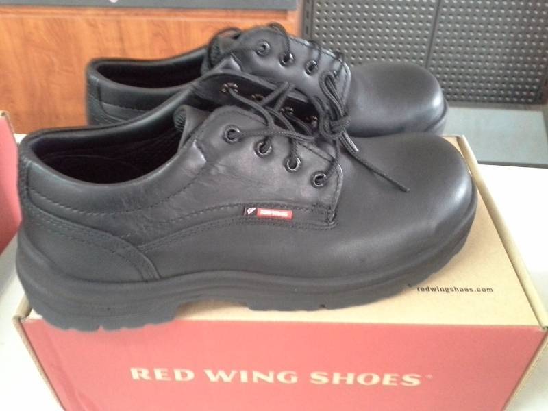 lot 518 image: Red Wing 6633  Size 10 D Mens Shoes