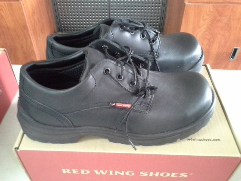 lot 519 image: Red Wing 6633  Size 10 D Mens Shoes