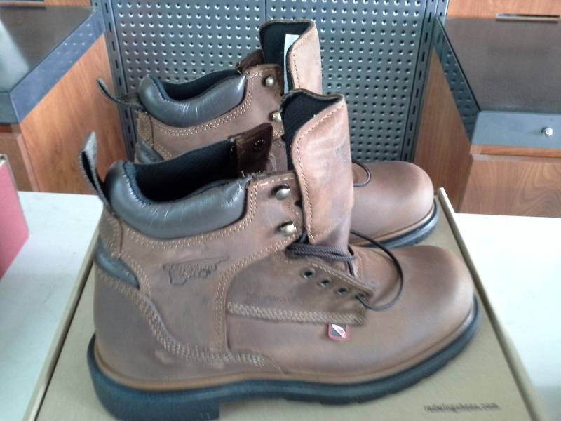 lot 577 image: Red Wing 415  Size 7.5 D Mens Boots