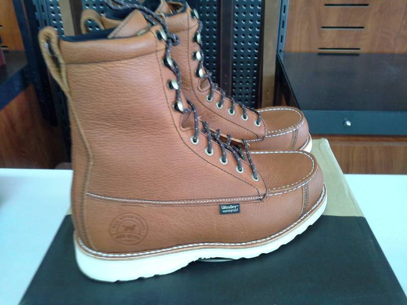 lot 645 image: Red Wing Irish Setter 894  Size 9.5 E2 Mens Hunt Wingshooter Boots