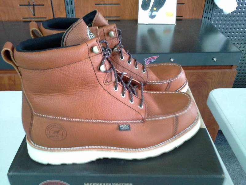 lot 663 image: Red Wing Irish Setter 838  Size 14 D Mens Hunt Wingshooter Boots