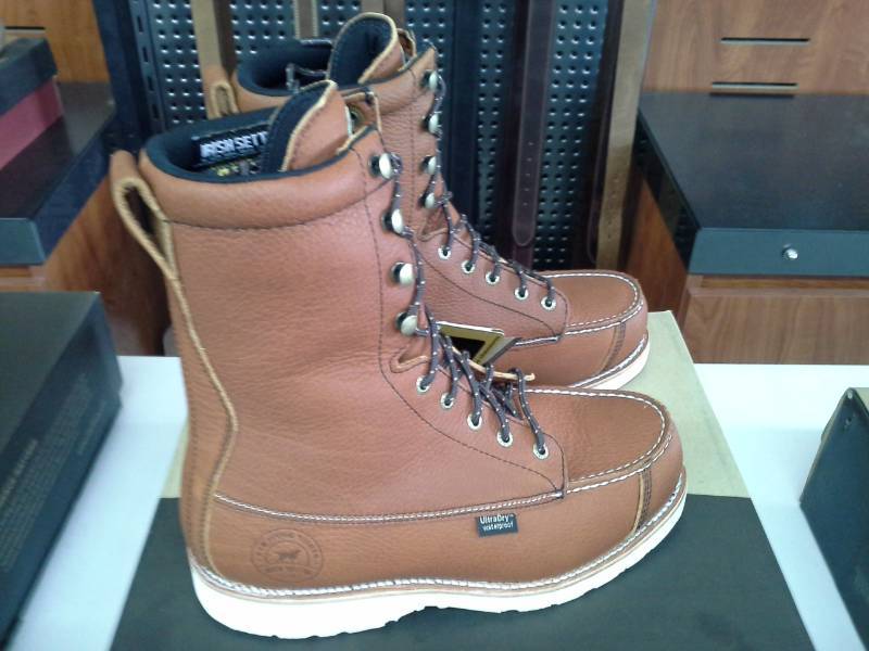 lot 677 image: Red Wing Irish Setter 896  Size 9 E2 Mens Hunt Wingshooter Thinsulate Boots