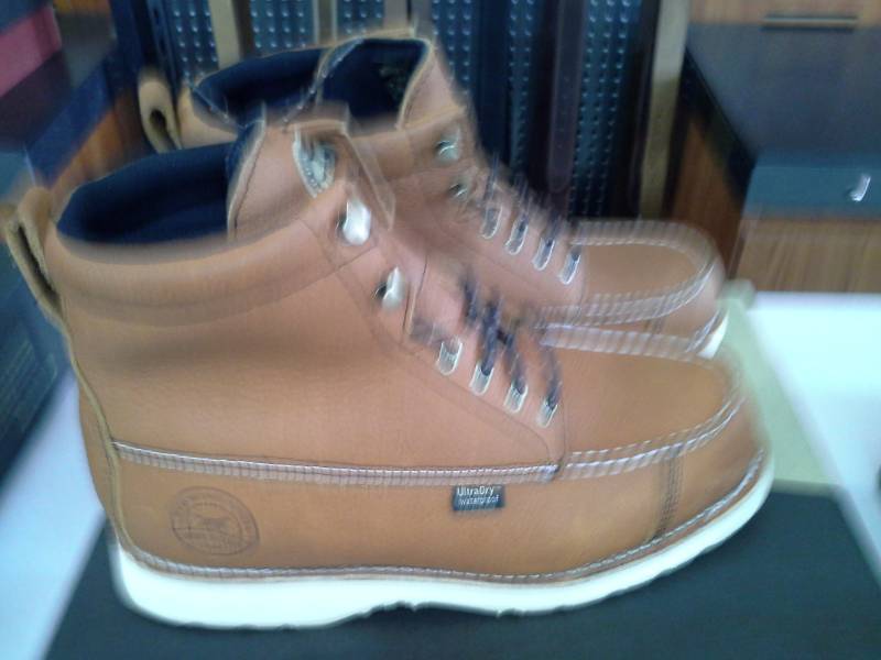 lot 685 image: Red Wing Irish Setter 838  Size 11.5 D Mens Hunt Wingshooter Boots