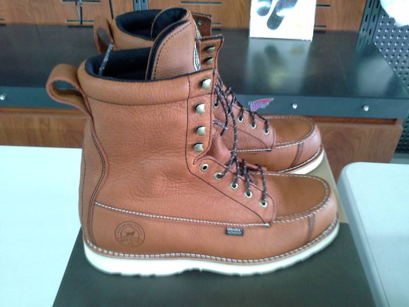 lot 688 image: Red Wing Irish Setter 894  Size 14 D Mens Hunt Wingshooter Boots