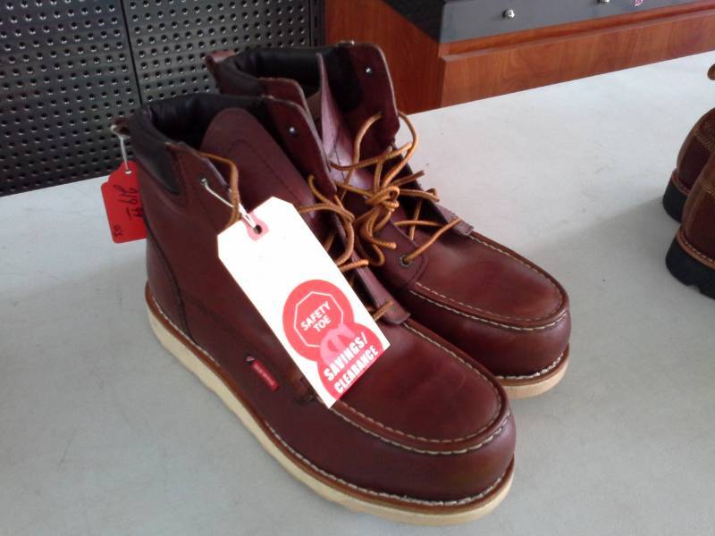 lot 747 image: Red Wing 2296  Size 11.5 EE Mens Boots