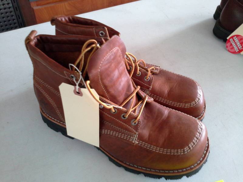 lot 748 image: Red Wing 914  Size 12 E3 Mens Boots