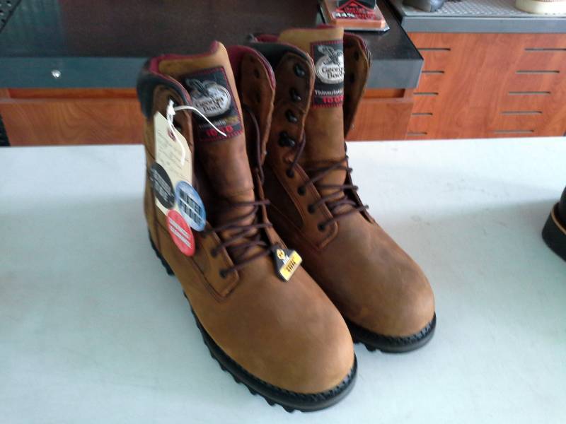 lot 759 image: Georgia Boot G8362  Size 13 EE Mens 8in. ST GWP 1000G Insulated Boots