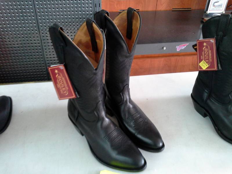 lot 768 image: Boulet   Size 11.5 D Mens Boots