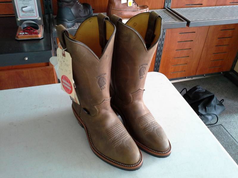 Chippewa Boots 29300 Size 10 D Men s Boots Shoe Menders Boot