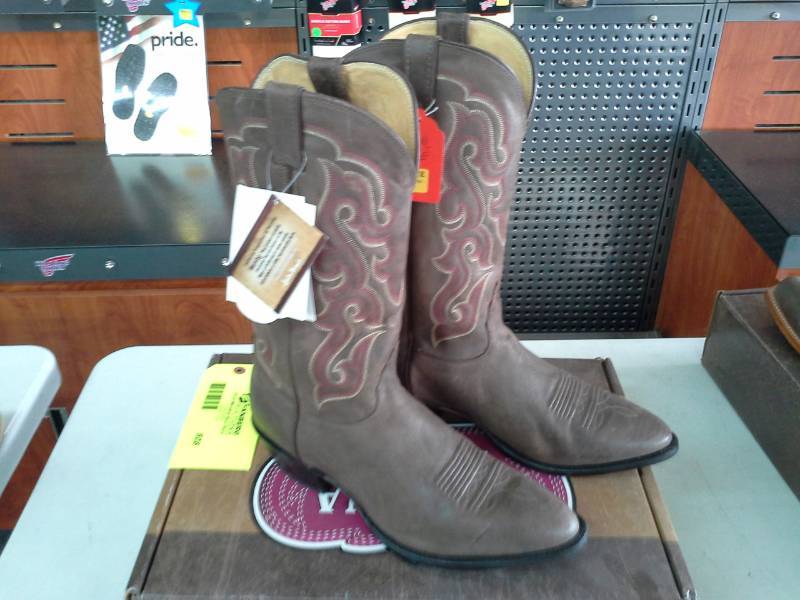 lot 808 image: Nocona Boots MD2714  Size 13 EE  American Chocolate Cowboy Boot