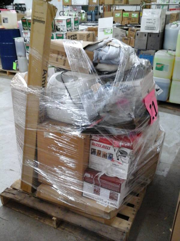 lot 21 image: Pallet of Returned Goods
