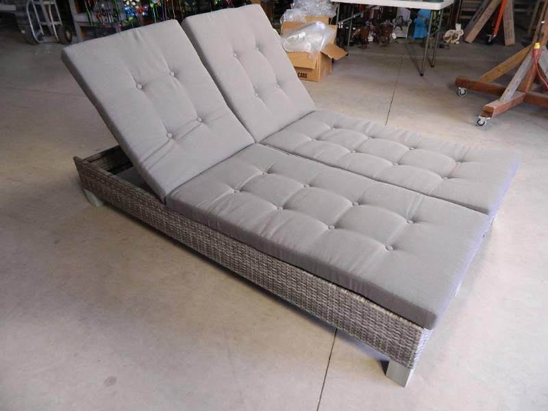 lot 4 image: New Double Lounger Convertible Couch