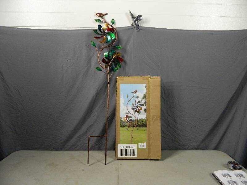 lot 21 image: New Wind Spinner Garden Art