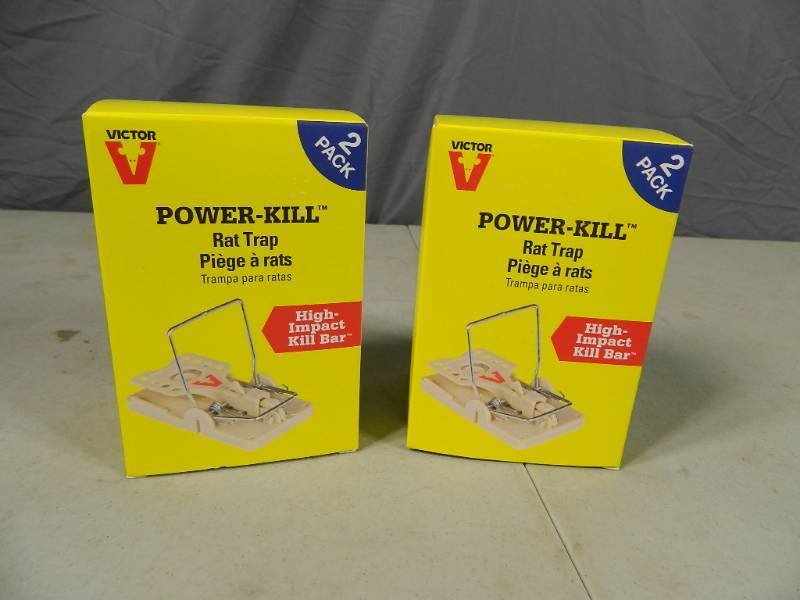 lot 44 image: 4 New Power Kill Rat Trap
