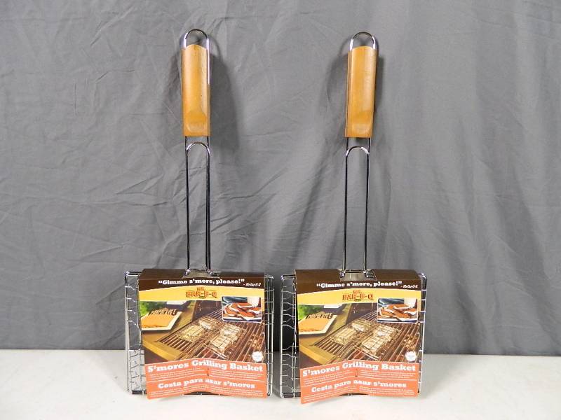 lot 52 image: 2 New Smores Grilling Baskets