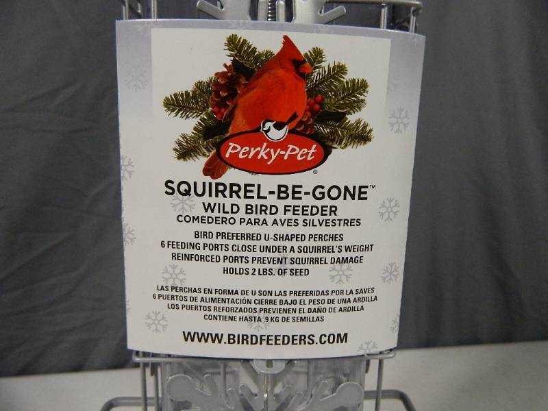 New Squirrel Be Gone Wild Bird Feeder All Brand New Patio