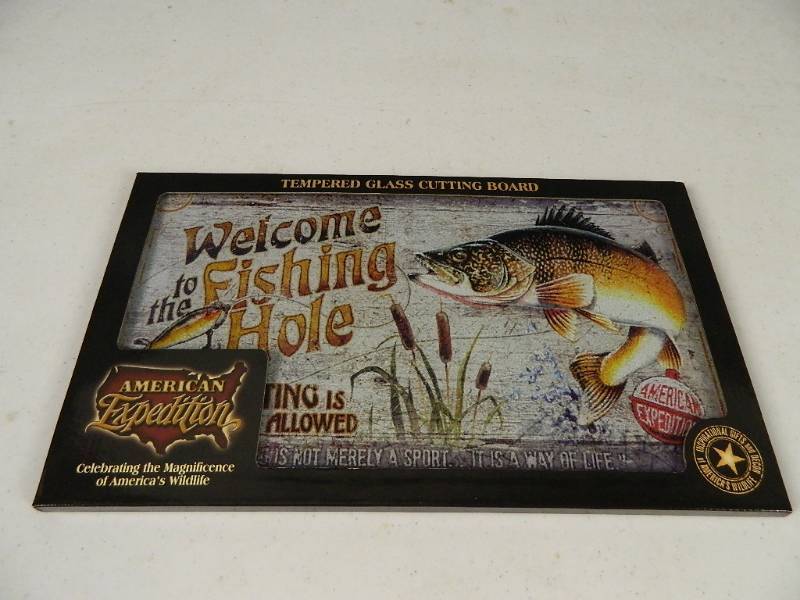 lot 81 image: New Fishing Tempered Glass Cuttingboard