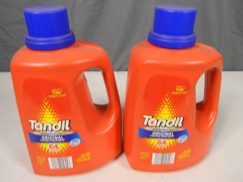 lot 117 image: 2 New Jugs of Laundry Detergent