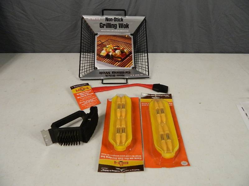 lot 129 image: New Grilling Wok and More