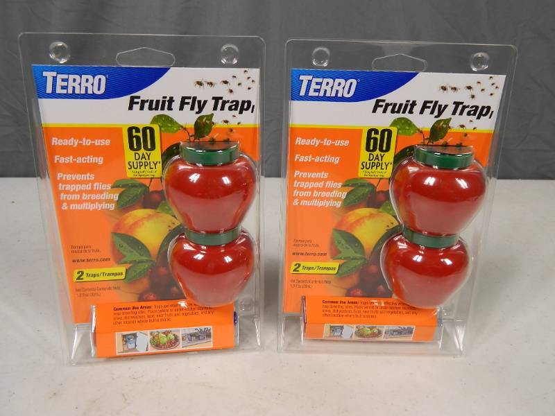 lot 147 image: 2 New Fruit Fly Trap Sets