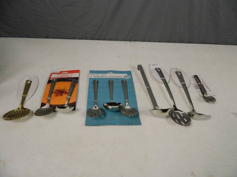 lot 204 image: New Stainless Utensils