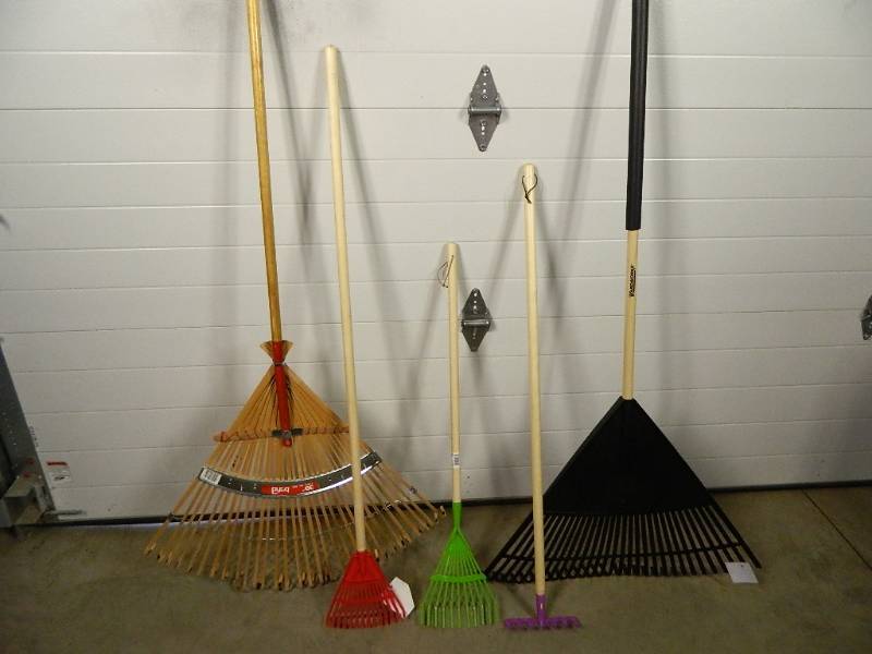 lot 244 image: 5 New Rakes